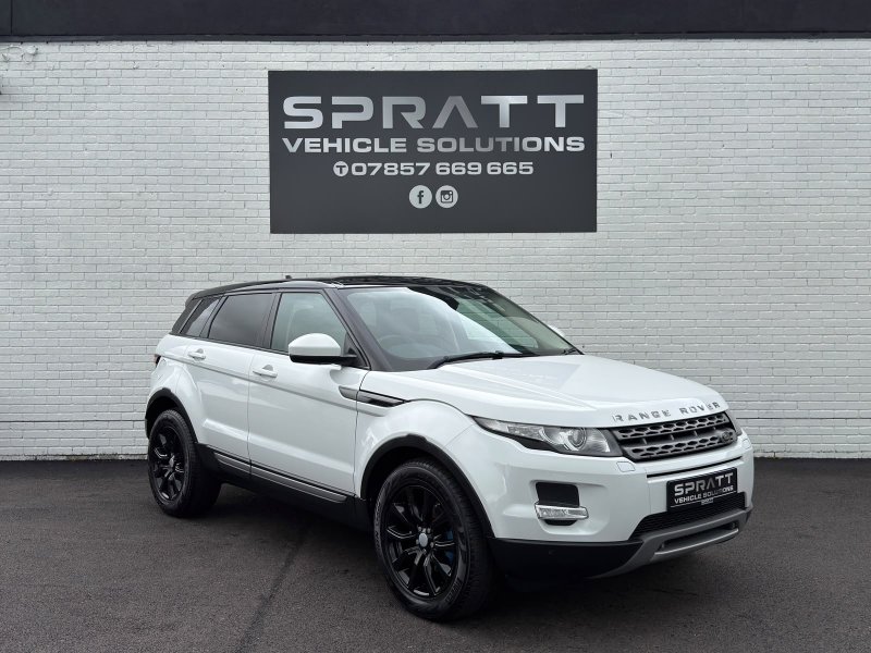 White 2015 Land Rover Range Rover Evoque 2.2 SD4 Pure Tech SUV 5dr Diesel Auto 4WD Euro 5 s/s 190 ps in Londonderry